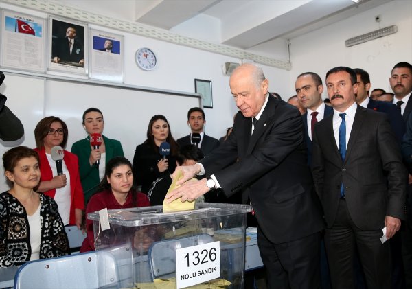 Devlet Bahçeli oyunu kullandı