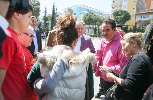 İbrahim Tatlıses oyunu kullandı