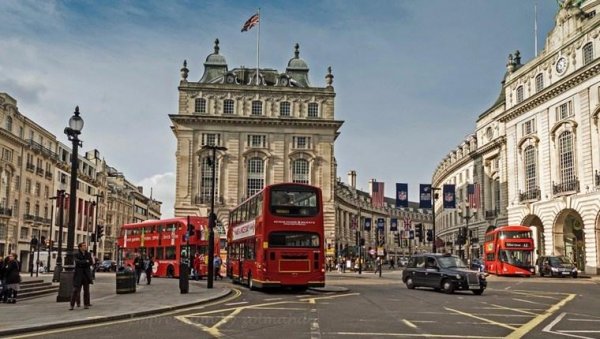 İngiltere'de konut fiyatları arttı