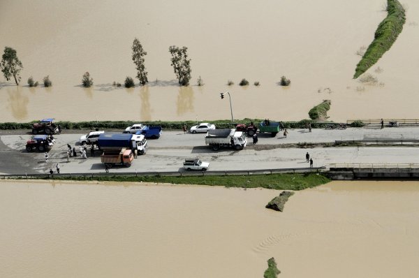 r İran'da sel felaketi: 46 ölü