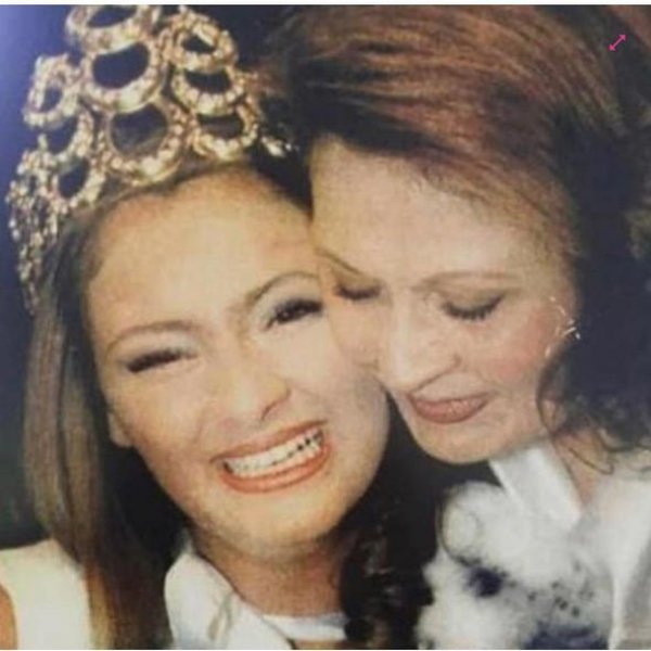 Pınar Altuğ nostalji yaptı