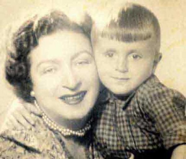 Cem Karaca kimdir - biyografisi Cem Karaca kimdir - biyografisi