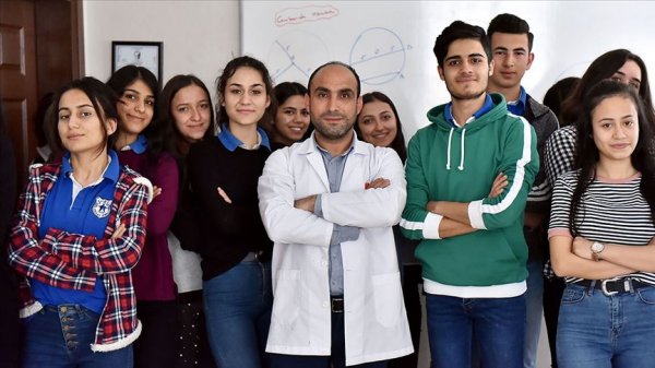 a Metropol yaşamını bırakıp köyüne muhtar oldu