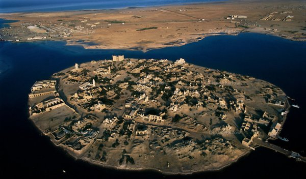 Türkiye ile yakınlaşan Sudan'da sokaklar karıştı