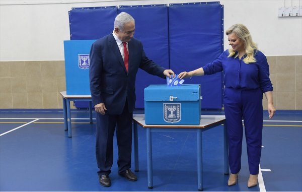 a İsrail'deki seçimlerde başa baş sonuçlar