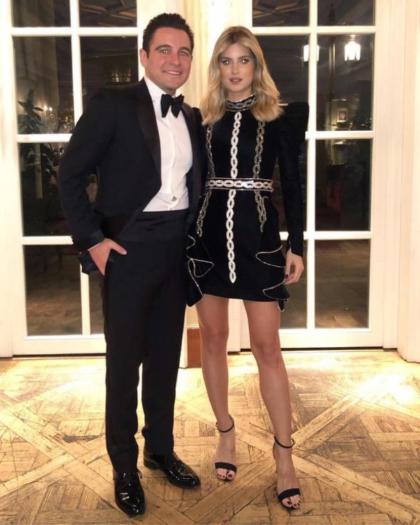 Hacı Sabancı sevgilisiyle romantik tatilde