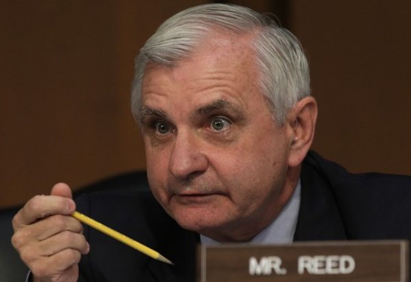 ABD senatörlerinden Türkiye'ye S-400 tehdidi