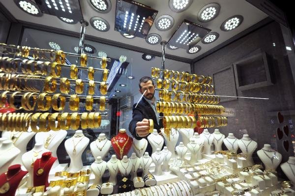 Kuyumcular hareketlendi, artık gram çeyrek var