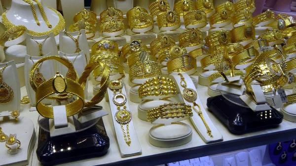 Kuyumcular hareketlendi, artık gram çeyrek var