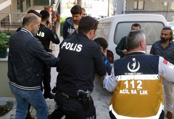 a Eşini yaralayan şahıs intihara kalkıştı