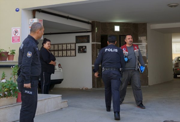 a Eşini yaralayan şahıs intihara kalkıştı