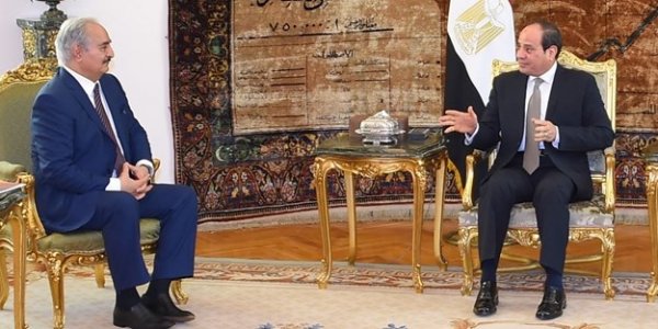 Sisi Hafter'i Mısır'da ağırladı