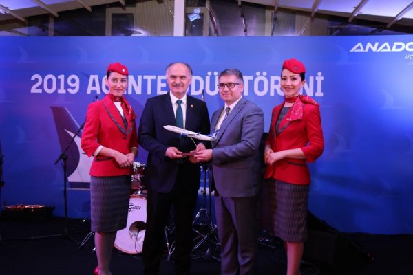 AnadoluJet, acenteleri ödüllendirdi