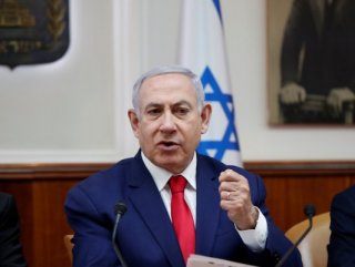 Netanyahu hakkındaki yolsuzluk davasına erteleme