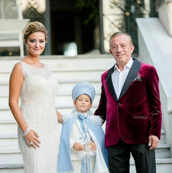 Petek Ertüre yangından ucuz kurtuldu