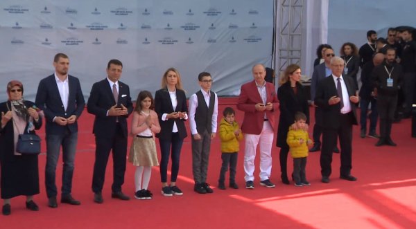 İmamoğlu'nun Maltepe mitingi dualarla başladı