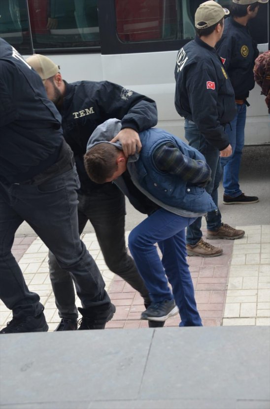 a Van'da terör operasyonu: 14 gözaltı