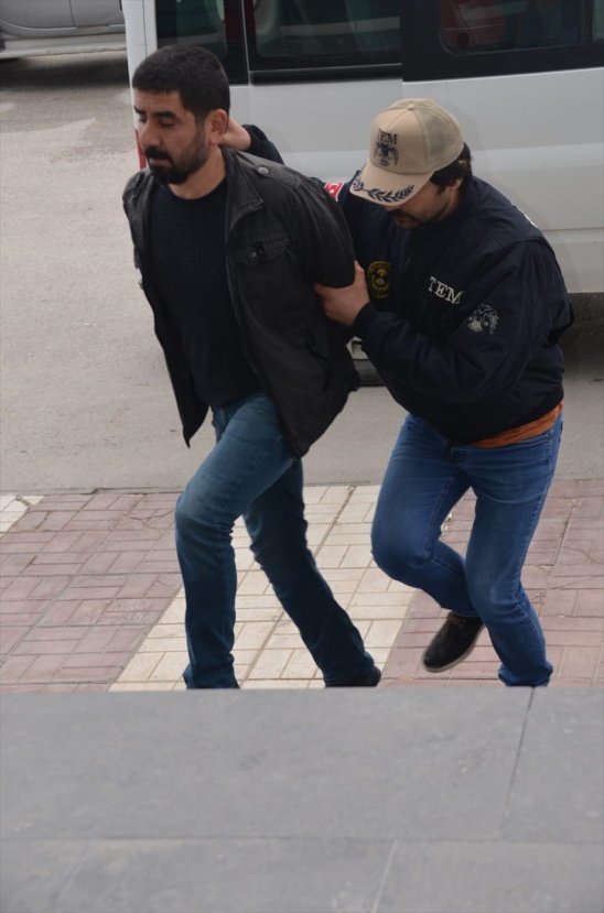 a Van'da terör operasyonu: 14 gözaltı