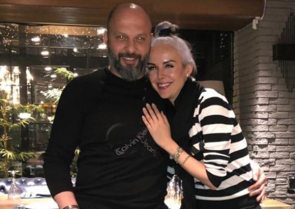 İpek Tanrıyar'ın şaşırtan kına gecesi