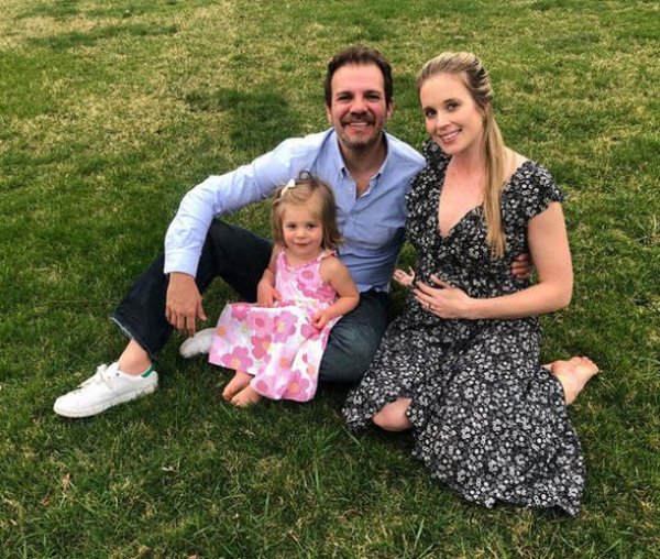 Tolga Karel yine baba oluyor