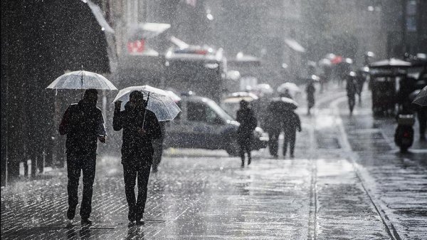 Meteorolojiden toz taşınımı ve sağanak uyarısı