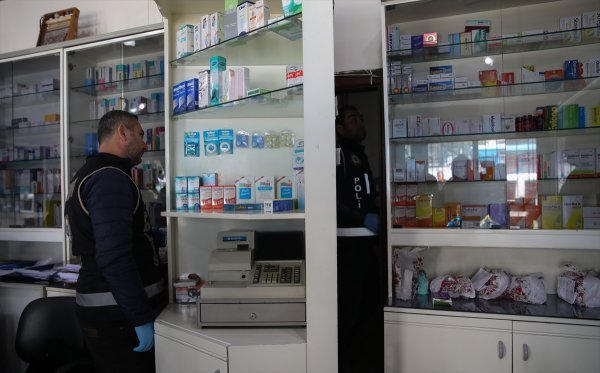 a Sahte reçete şebekesine operasyon