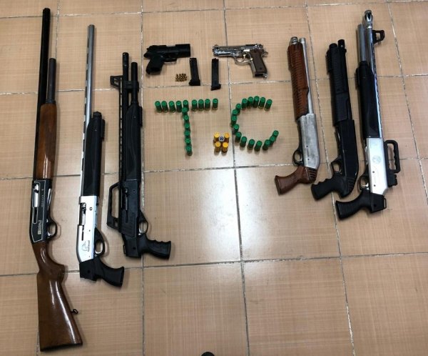 i Adana'daki evden cephanelik çıktı