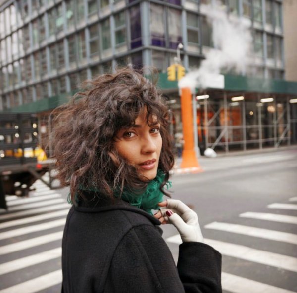 Tuba Büyüküstün doğal haliyle büyüledi