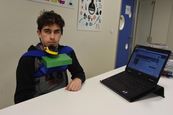 Çene ile çalışan mause icat etti