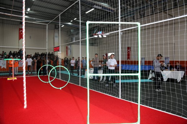 a Sivas'ta İHA yarışması