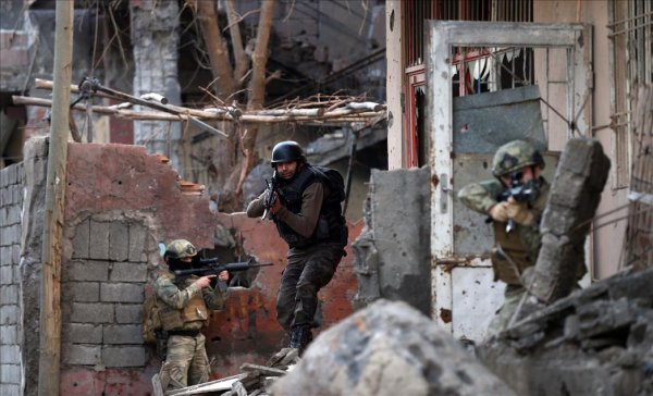 a YPG ve PKK nisan ayında ağır darbe aldı