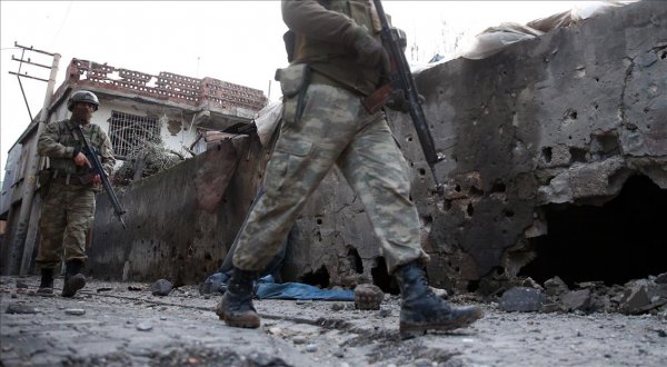 a YPG ve PKK nisan ayında ağır darbe aldı