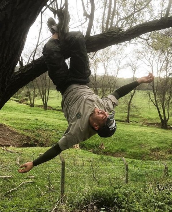 Çağatay Ulusoy, Serenay Sarıkaya'yı beğendi