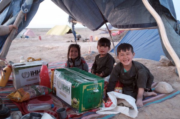 İHH’nın Ramazan ekipleri mesaiye başladı