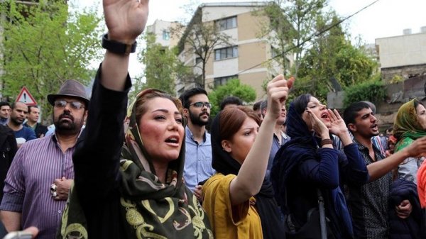 İran ekonomisi kötü gidişi sürdürüyor