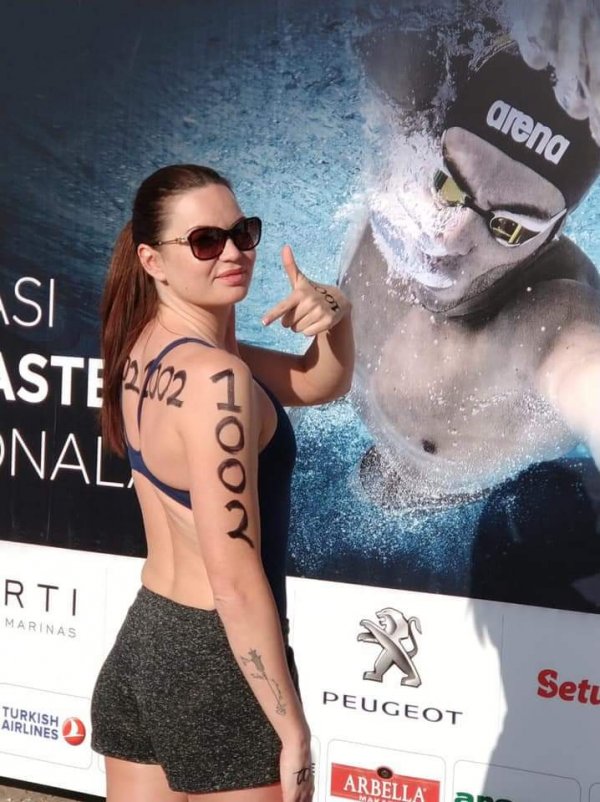 Milli yüzücü yarışı Ukraynalıya kazandırdı