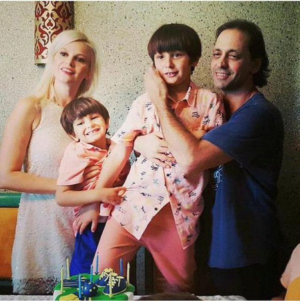 Kaan Tangöze: Seçkin çocuklarımı dövüyor