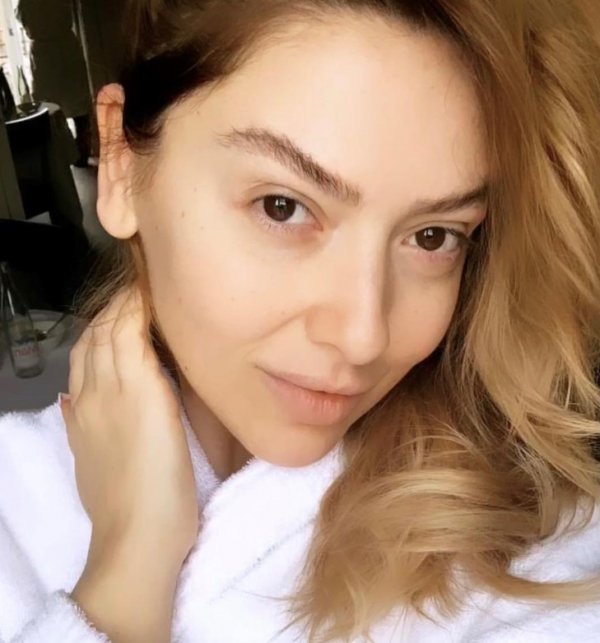 Hadise dondurma şirketinden 2 milyon istedi