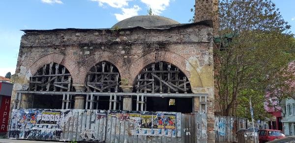 Bulgaristan'da tarihi cami yıkılmak üzere