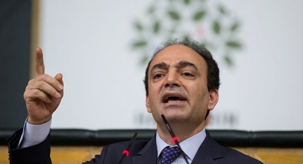 Osman Baydemir yurt dışına kaçtı