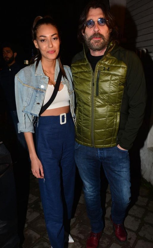 Dilan Çiçek Deniz'in Cannes pozu