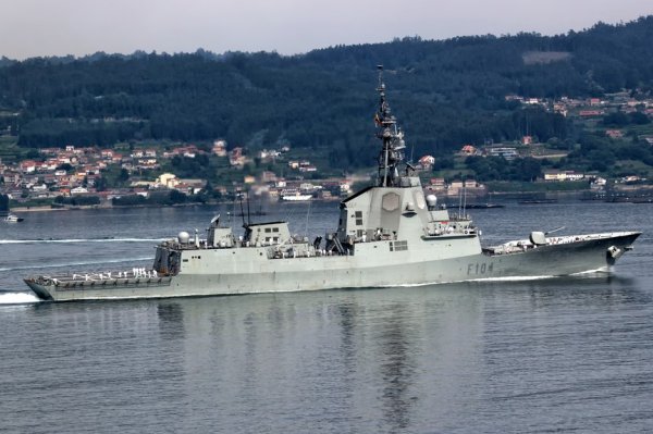 İspanya'dan ABD'ye: İran Körfezi'ne gemimizi sokmayız