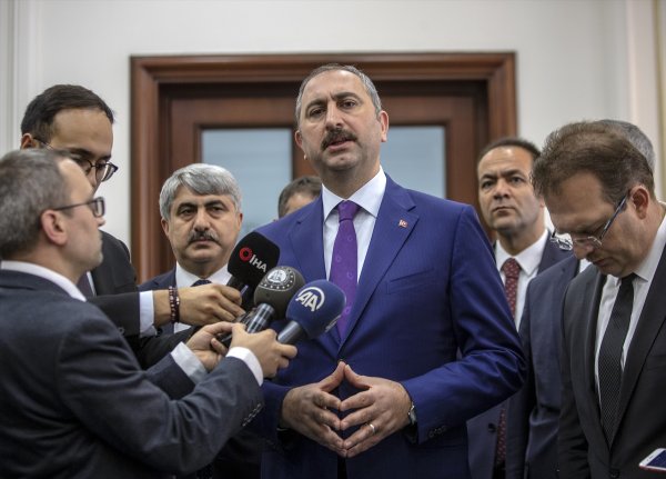 Abdullah Öcalan'ın avukatlarıyla görüşme yasağı kalktı