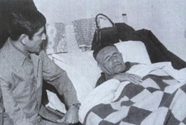 Aşık Mahzuni Şerif kimdir? biyografisi Aşık Mahzuni Şerif kimdir? biyografisi