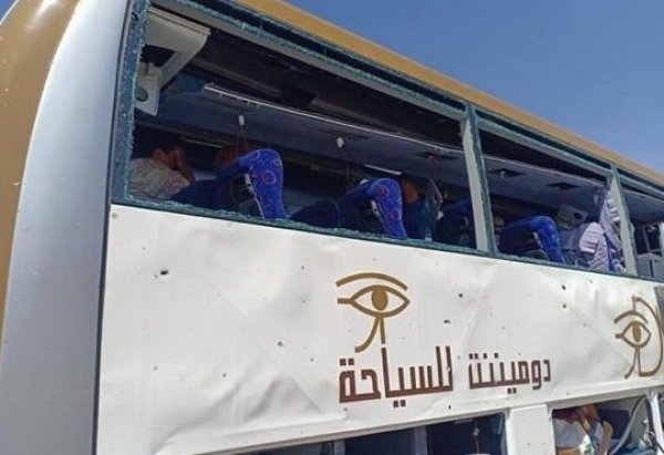 Mısır'da turist otobüsünde patlama