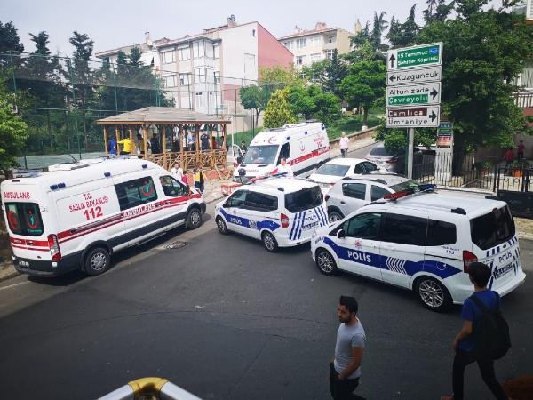Lise öğrencileri bıçaklı kavgaya tutuştu