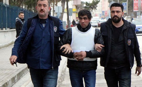 Sevgilisini boğarak öldüren sanığa indirimle 21 yıl ceza