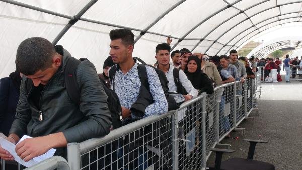 d Suriyeliler Ramazan Bayramı için ülkesine gidiyor