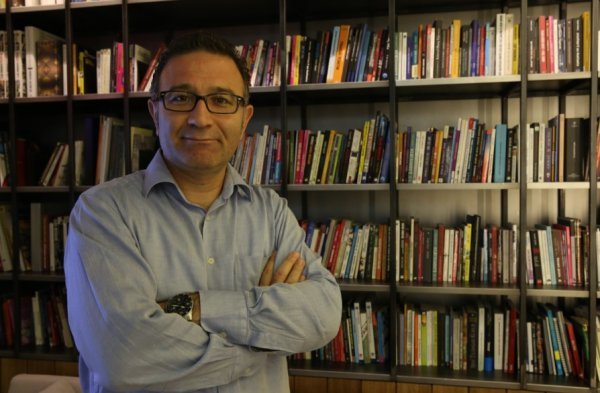 Şafak Altun, yeni kitabı Uyumsuzlar’ı anlatıyor 