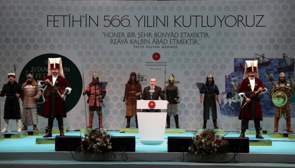 Erdoğan: İstanbul'u iftihar tablosu haline getirdik